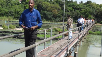 African Sceintists at Lake Tahu in China