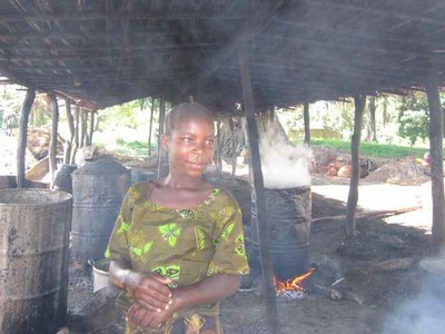 Local woman at work in palm industry